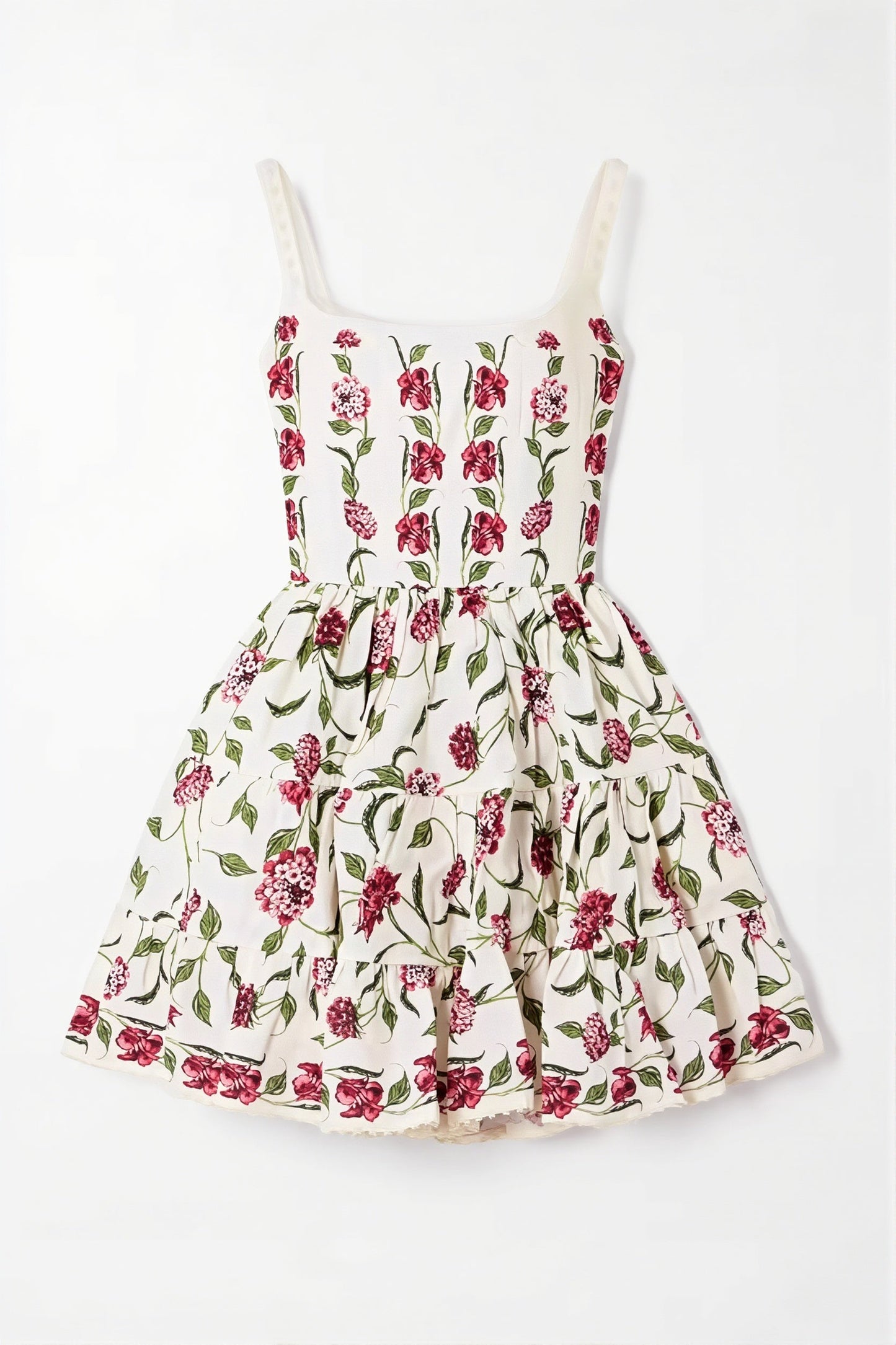 Damen Mini Kleid im Boho-Stil mit Trägern und A-Linien-Schnitt getragen