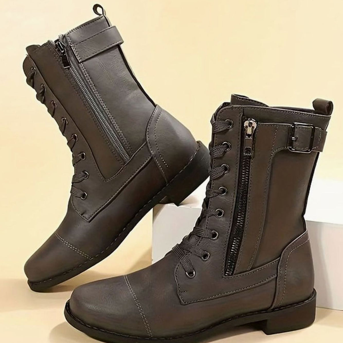 Damen Schnürboots Mit Seitenreißverschluss Aus Kunstleder