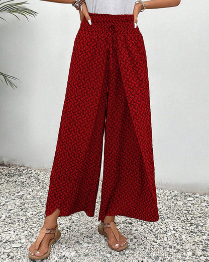 Weite Hose für Damen mit geometrischem Muster von hinten