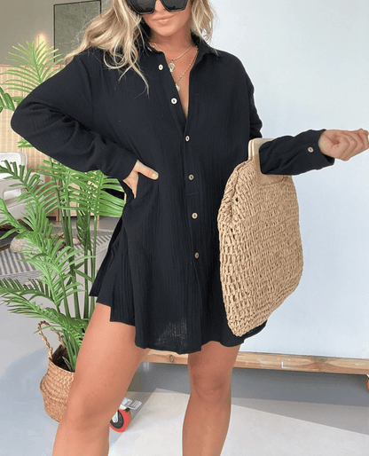 Eleganter Damen Jumpsuit aus Tüll mit lockerer Passform von vorn
