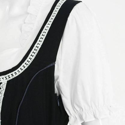 Damen-Dirndl mit integrierter weißer Bluse und dekorativer Schürze