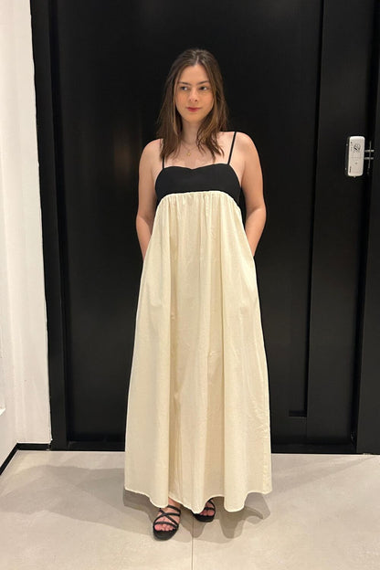 Leinenmischung Lässiges Midi-Kleid Schwarz und Weiß