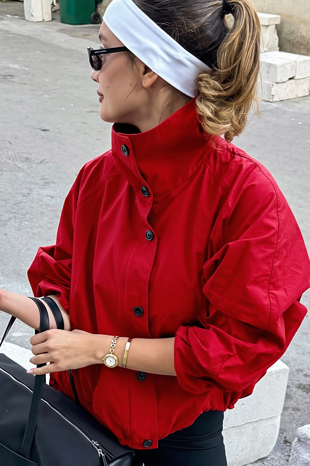 Windbreaker Jacke Mit Stehkragen Und Tunnelzug