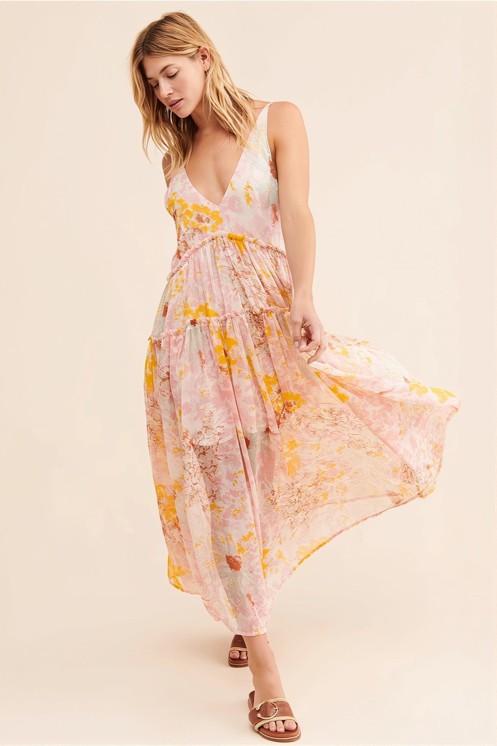 Damen Sommer-Maxikleid mit Blumenmuster, leichte Stoffoptik, Seitenansicht