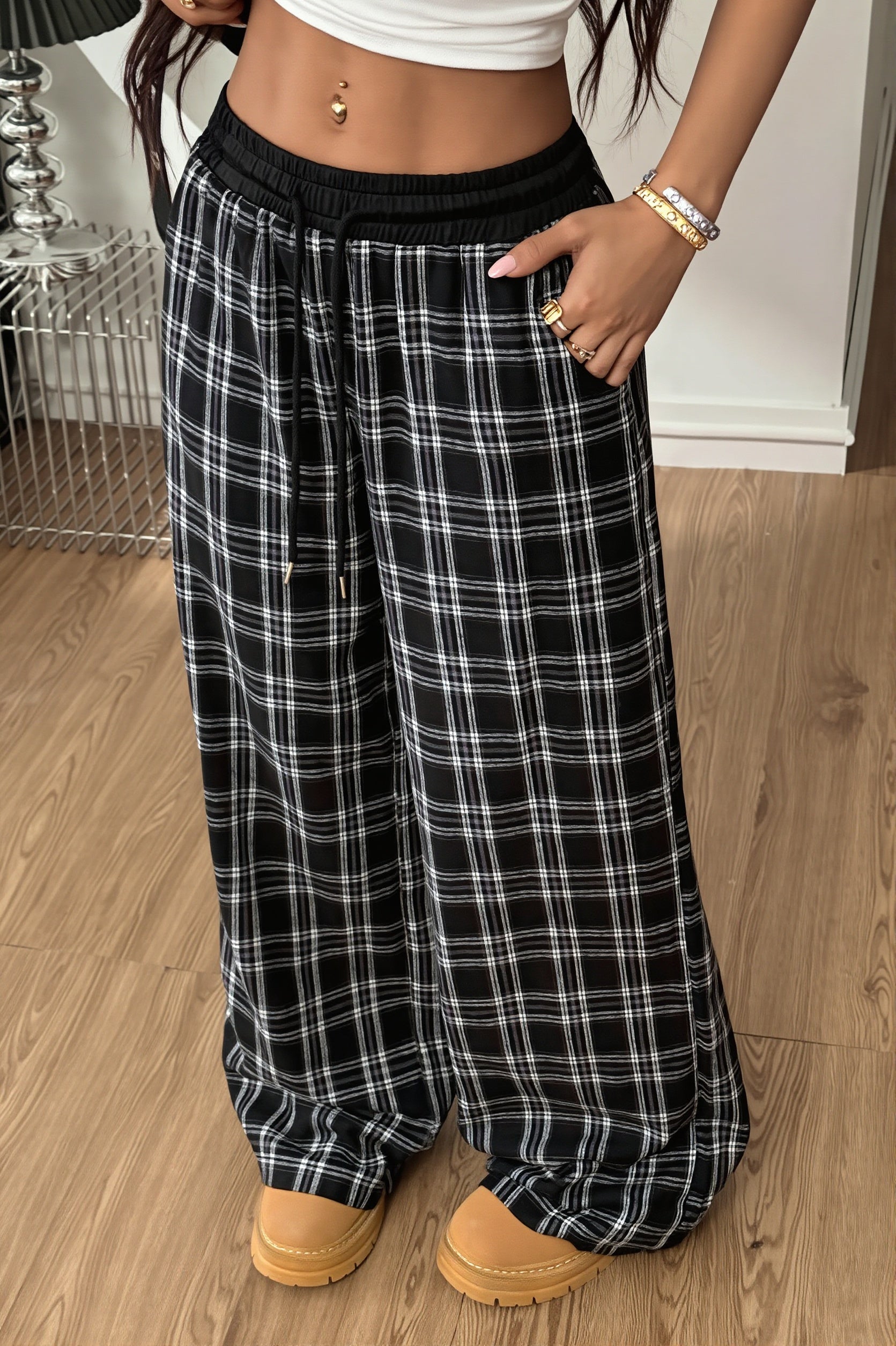 Karohose für Damen mit elastischem Bund und weitem Schnitt