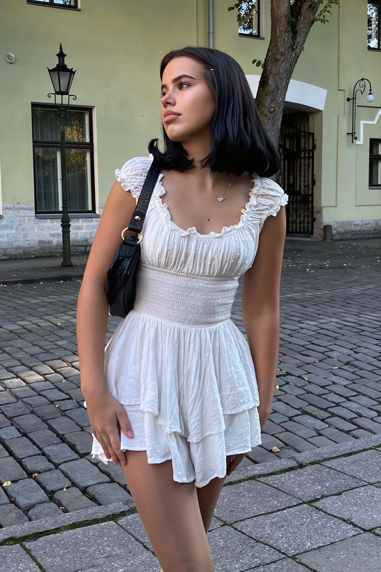 Damen Minikleid Off-Shoulder mit Stickerei in Seitenansicht