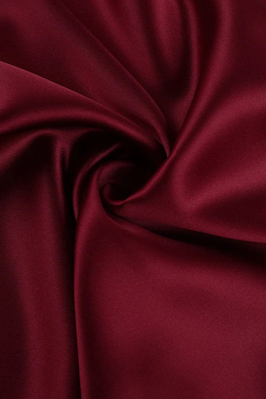 Festliches Neckholderkleid für Partys und Abendveranstaltungen