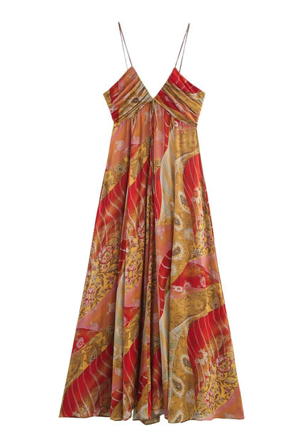 Detailansicht des floralen Musters des Damen Midikleids