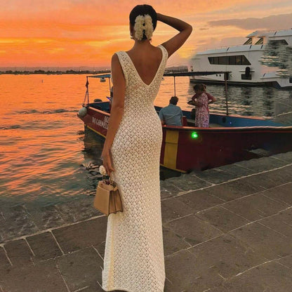 Häkelstrick Maxikleid mit offenem Rücken Weiß