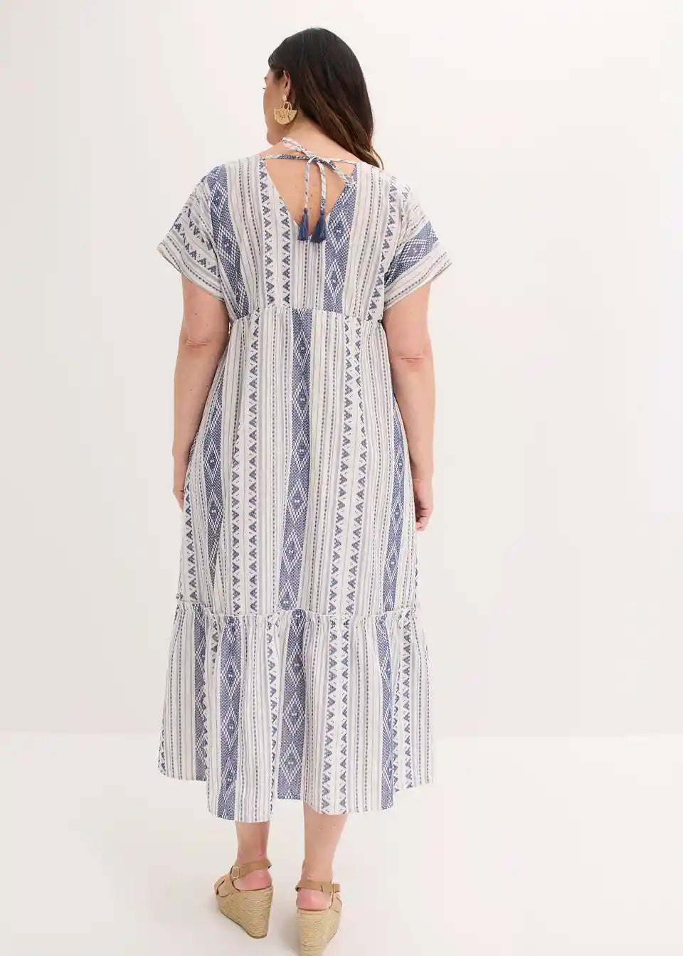 Maxikleid für Damen mit Ethno-Streifen im Boho-Stil