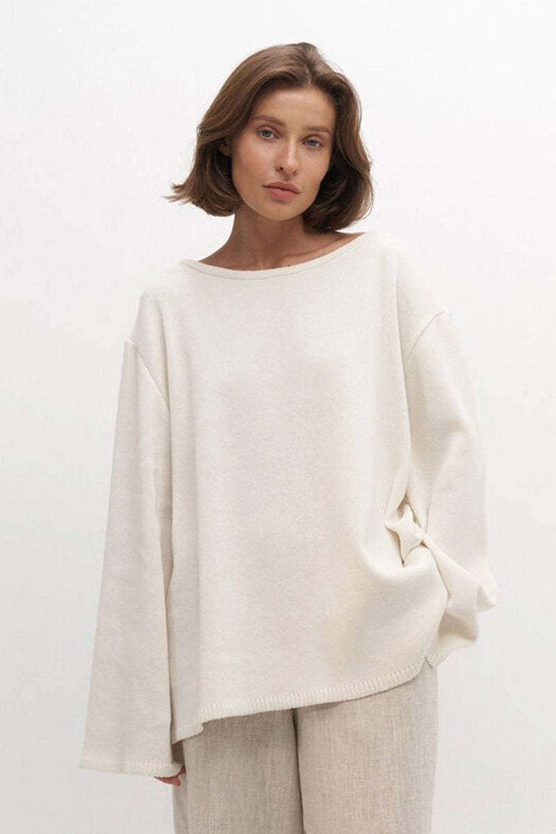 Rückenfreier Pullover für moderne und feminine Outfits