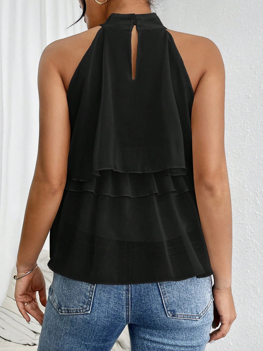 Damen Chiffon-Tanktop mit Volants in ganzer Länge auf weißem Hintergrund