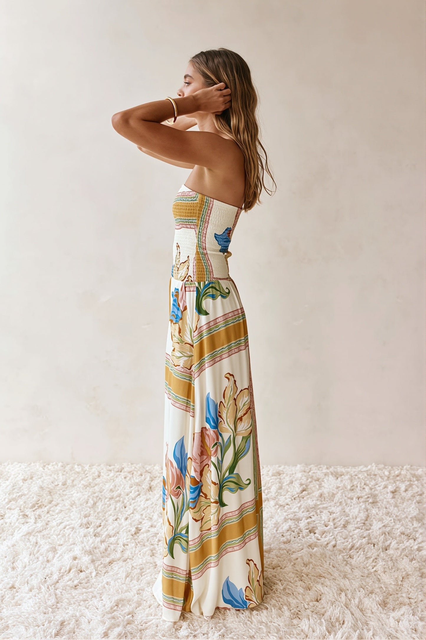 Damenkleid mit trägerlosem Bandeau-Ausschnitt