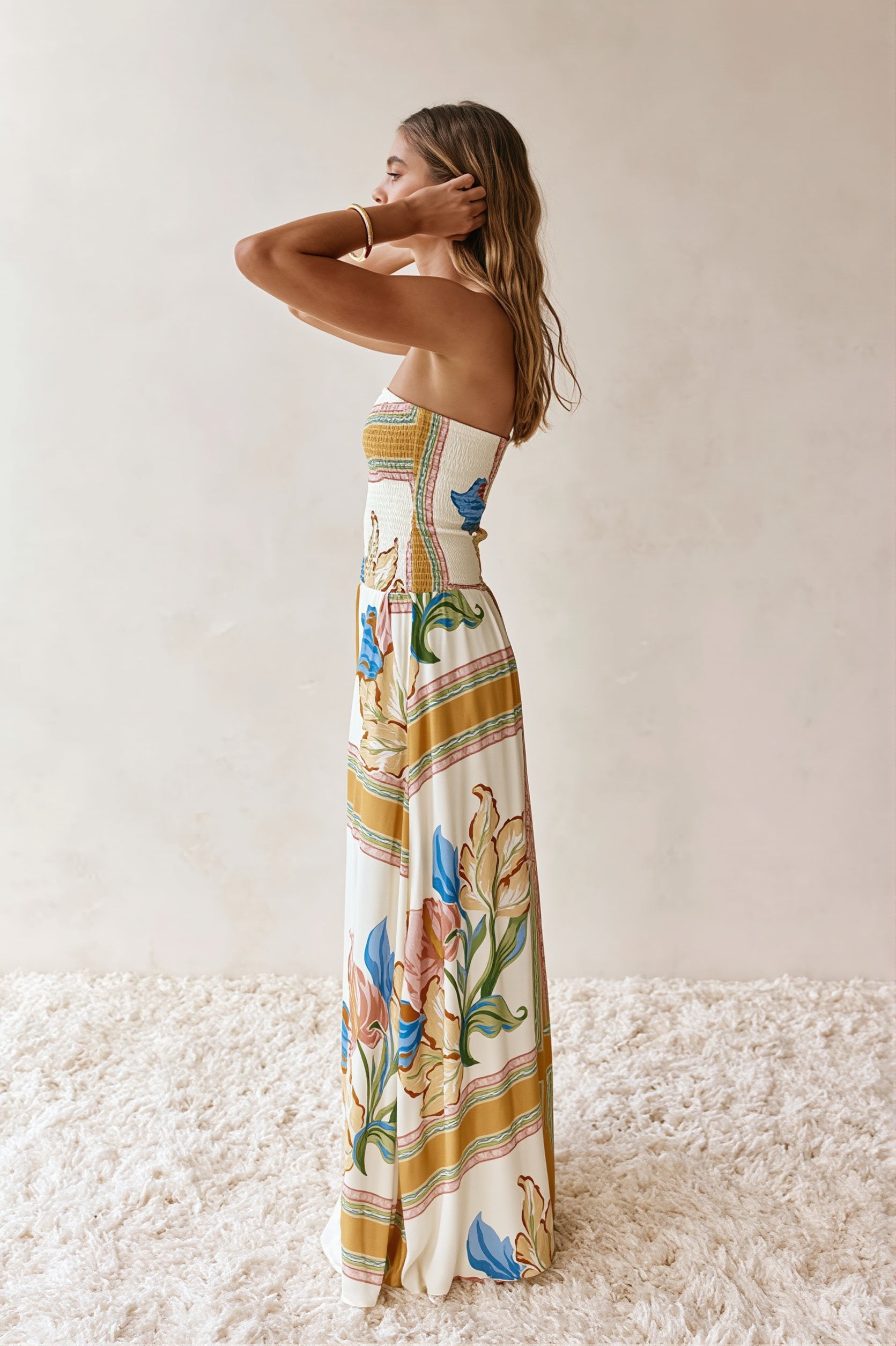 Damenkleid mit trägerlosem Bandeau-Ausschnitt
