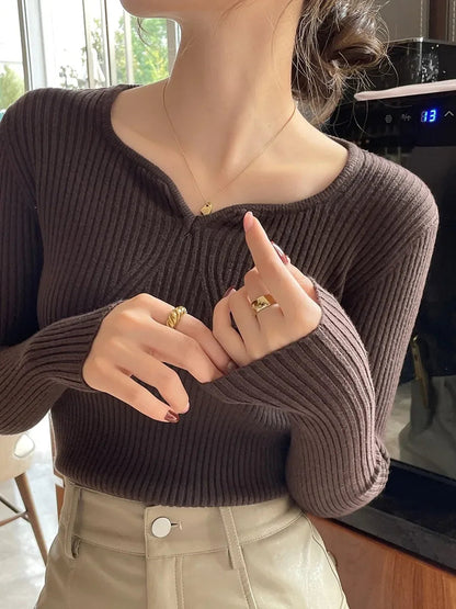 Damen Feinstrick-Pullover mit V-Ausschnitt und Rippstrick, tailliert