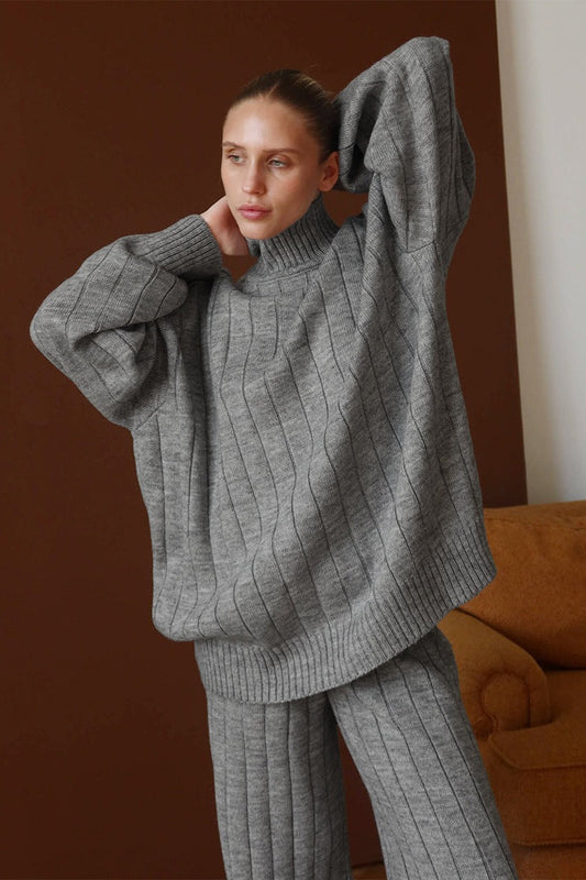 Damen-Rippstrickset mit Rollkragen und weiter Hose