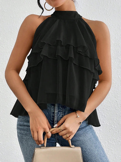 Detailansicht der Volants am Damen Neckholder-Tanktop aus Chiffon