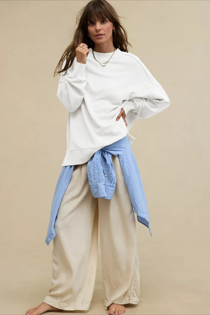 Locker fallendes Oversize Sweatshirt für Damen, Rückseite im Detail