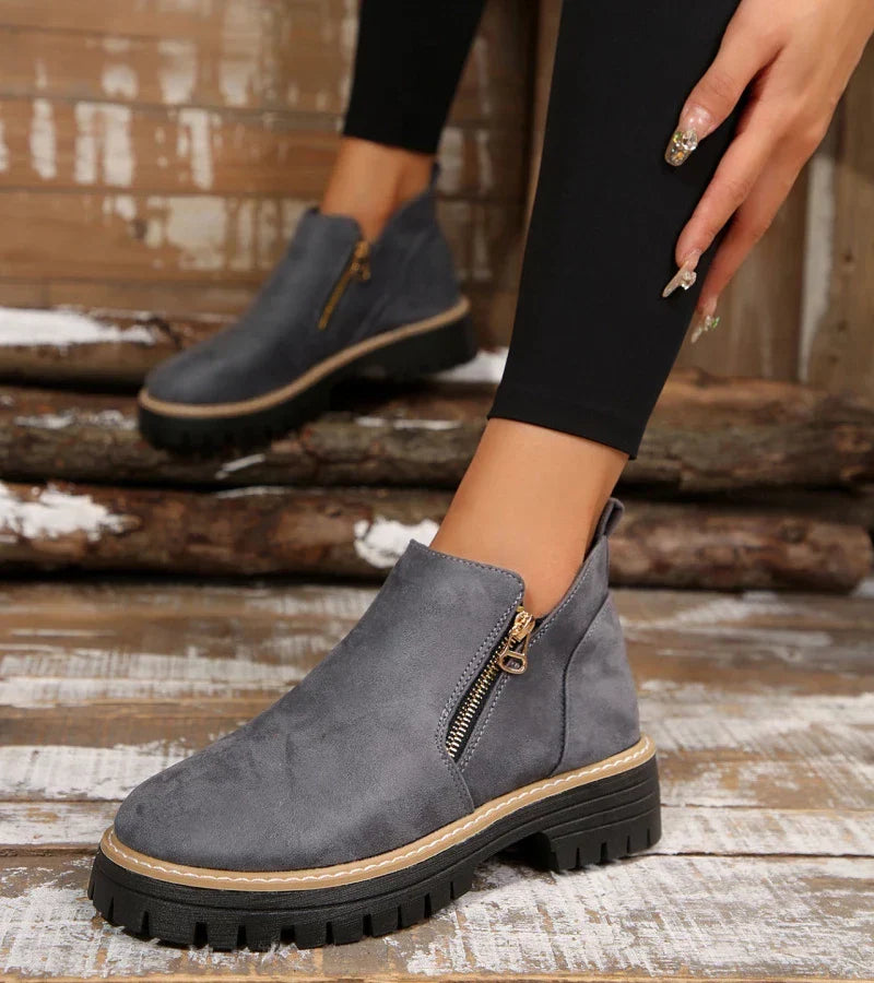 Damen-Stiefeletten vollständig aus mehreren Perspektiven dargestellt