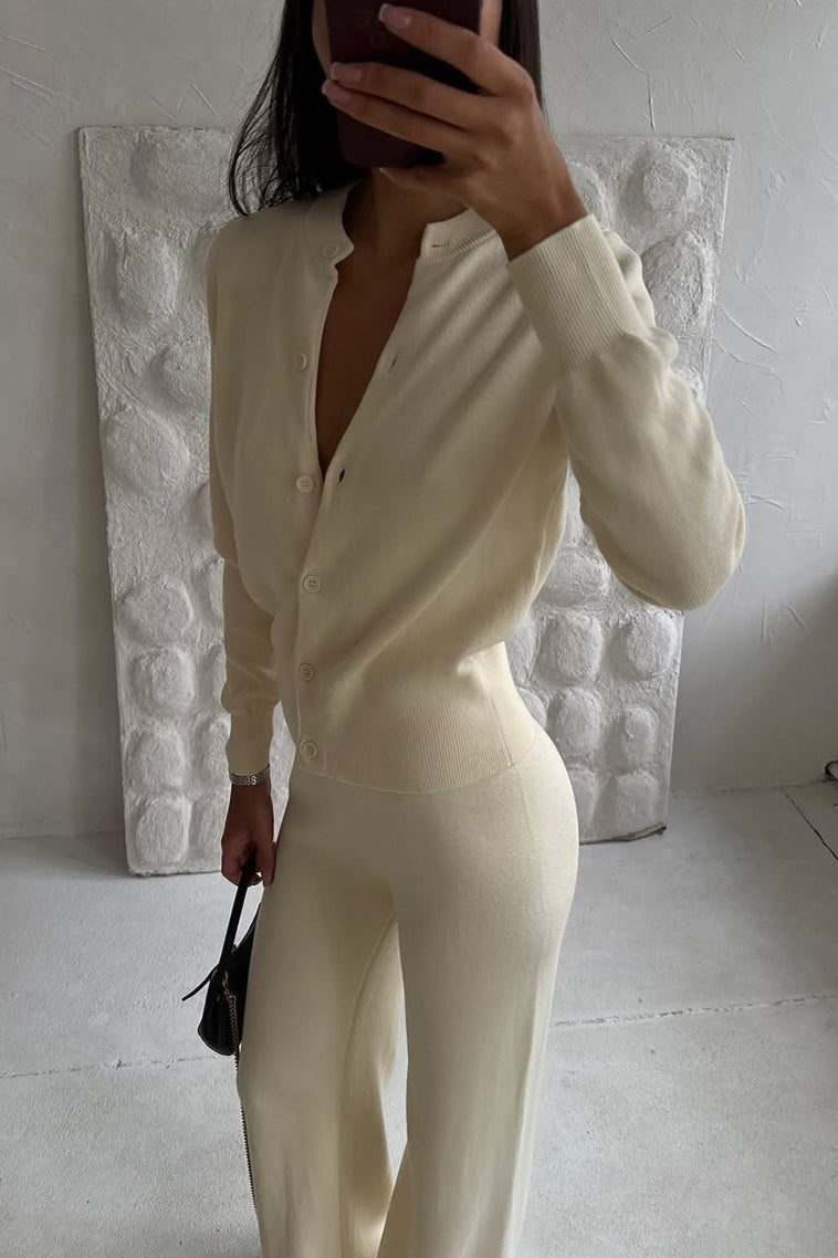 Damen-Set aus weichem Cardigan und bequemer weiter Hose