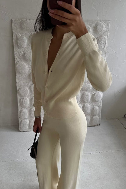 Damen-Set aus weichem Cardigan und bequemer weiter Hose