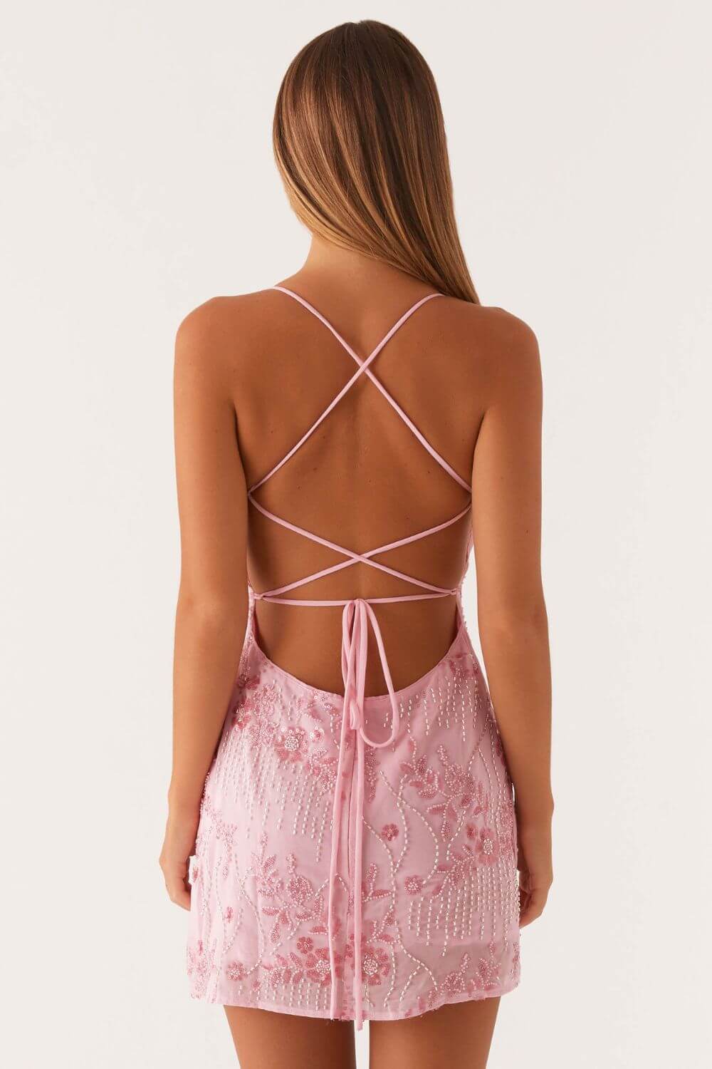 Paillettengeschmücktes kurzes Kleid