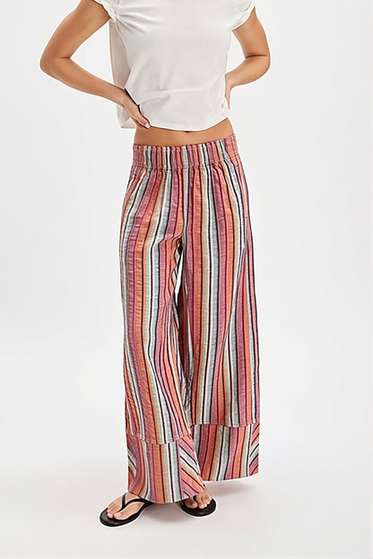 Damen High-Waist weite Hose mit Streifen in voller Ansicht