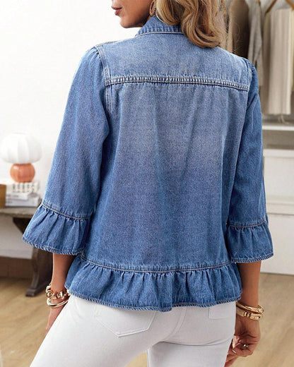 Damen Jeansjacke mit Kragen, Knopfleiste und femininen Rüschenärmeln