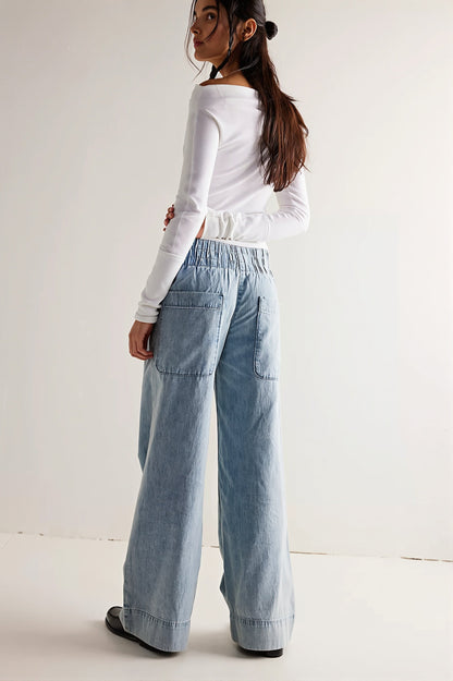 Detailansicht des Baumwoll-Denims der Damen Baggy Jeans