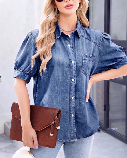Damenhemd aus Denim mit Druckknopfleiste und klassischem Kragen