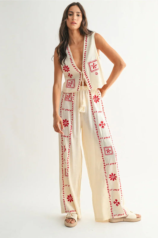 Damen Leinen-Zweiteiler im Boho-Stil mit ärmelloser bestickter Weste und weiter Hose