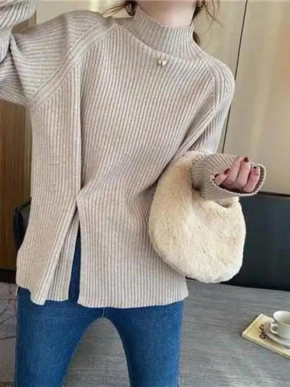 Damen Strickpullover mit Rollkragen und Knopfspalt-Detail