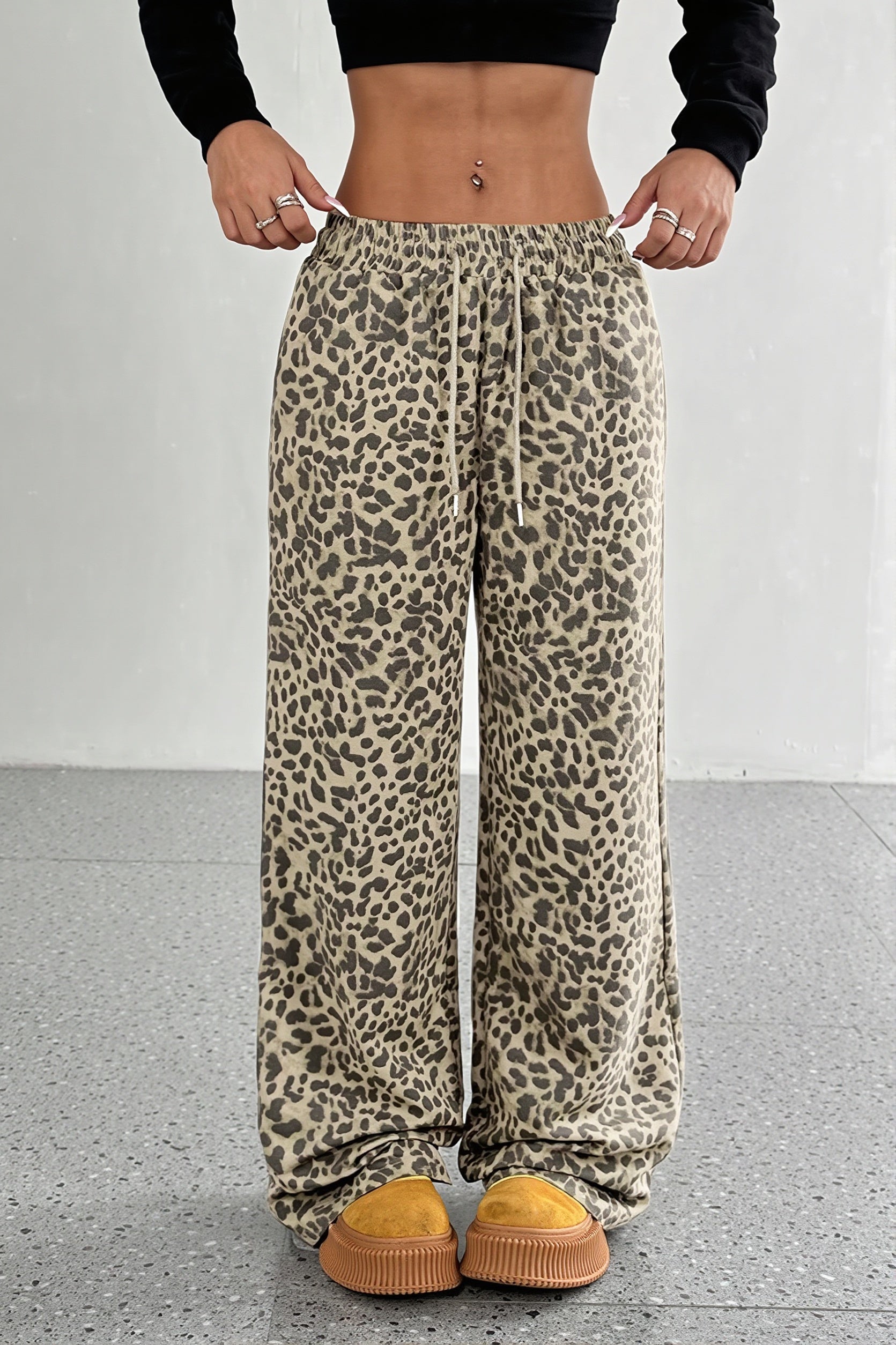 Locker geschnittene Hose mit Leopardenmuster für Damen, Detailansicht