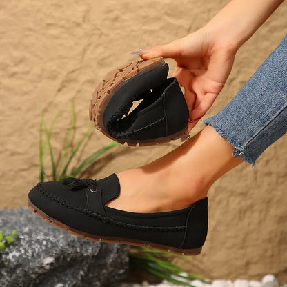 Bequemer Slip-on für Damen mit dekorativer Schleife