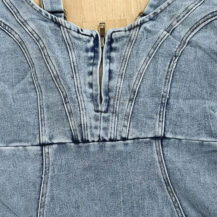 Denim Bodycon-Midikleid mit verstellbaren Trägern
