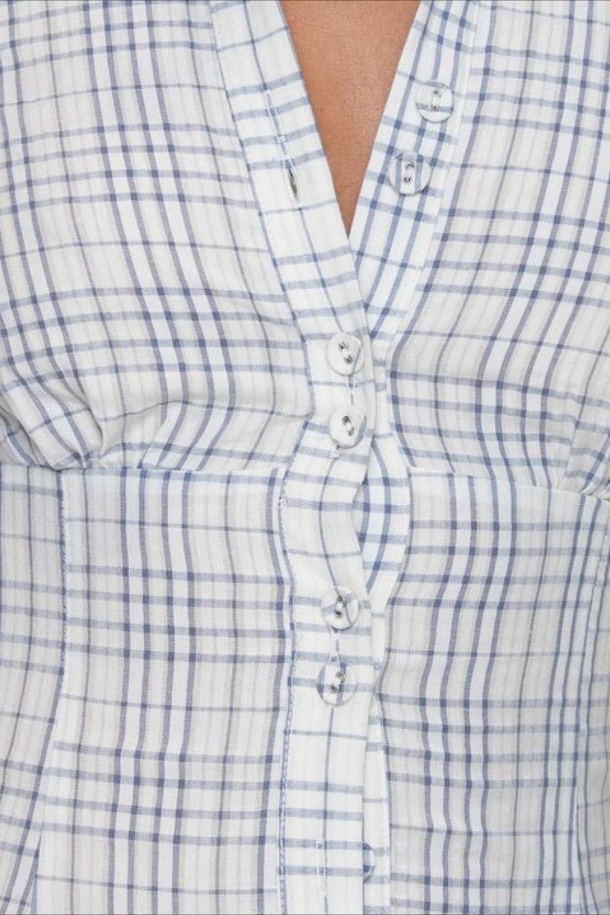 Damen Polobluse mit modernem Slim Fit in Gesamtansicht