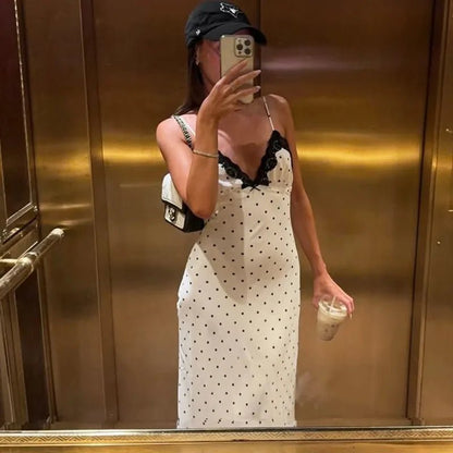 Ärmelloses langes Kleid mit Polka-Dots