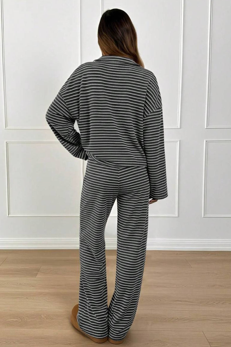 Passende Loungehose mit Kontraststreifen am Seitenbereich