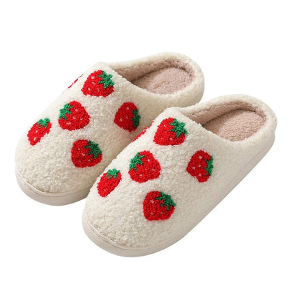Kuschelhausschuhe mit Erdbeeren