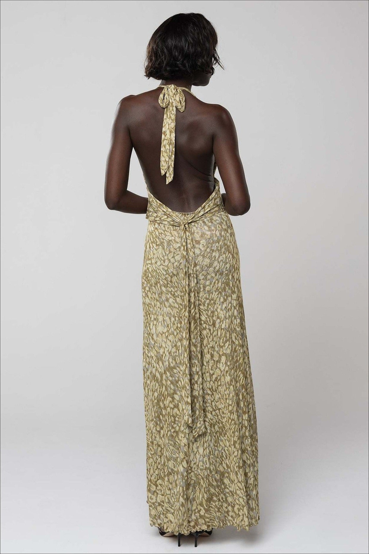 Damen Maxikleid mit figurbetonter Silhouette und langem Saum
