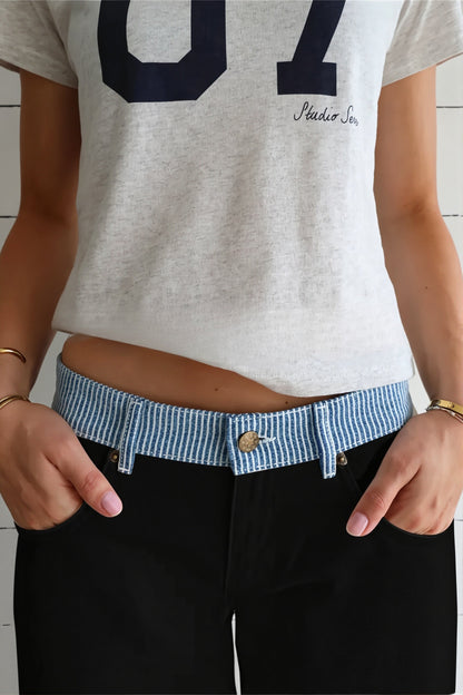 Damen Straight-Leg-Hose mit Kontrastband im kompletten Look