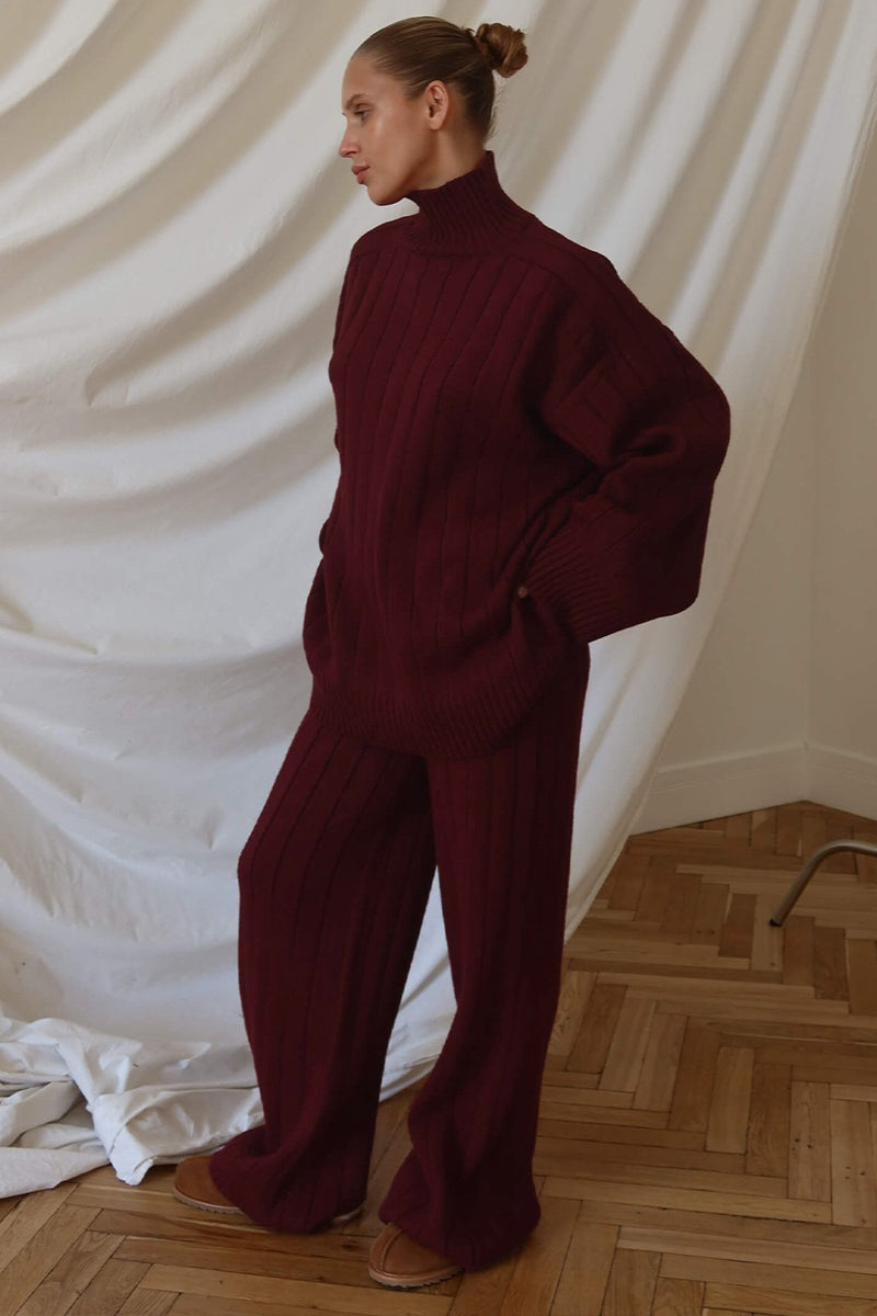 Bequemes Rippstrick-Outfit für Damen mit passendem Oberteil