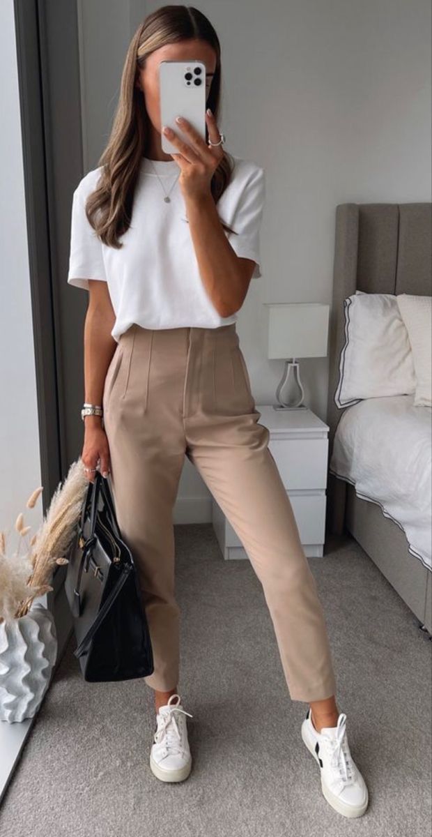 Elegante Damen-Bürohose ohne Bügeln