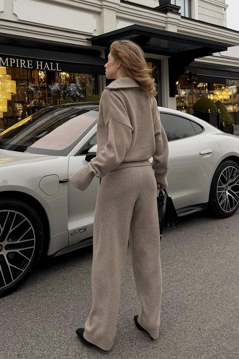 Strickset mit kurzem Poloshirt und fließender Wide-Leg-Hose