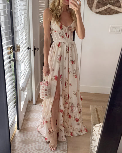 Frontansicht eines langen Damenkleids mit Blumenprint