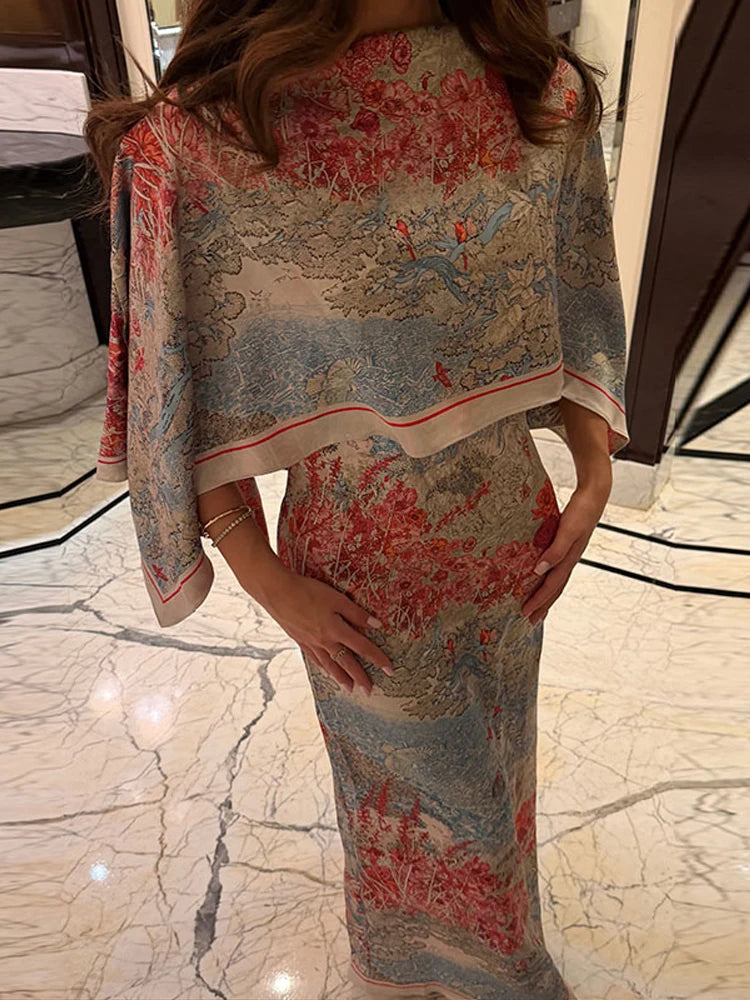 Maxikleid für Damen mit figurbetontem Schnitt, Blumenmuster, Cape-Overlay und Stola