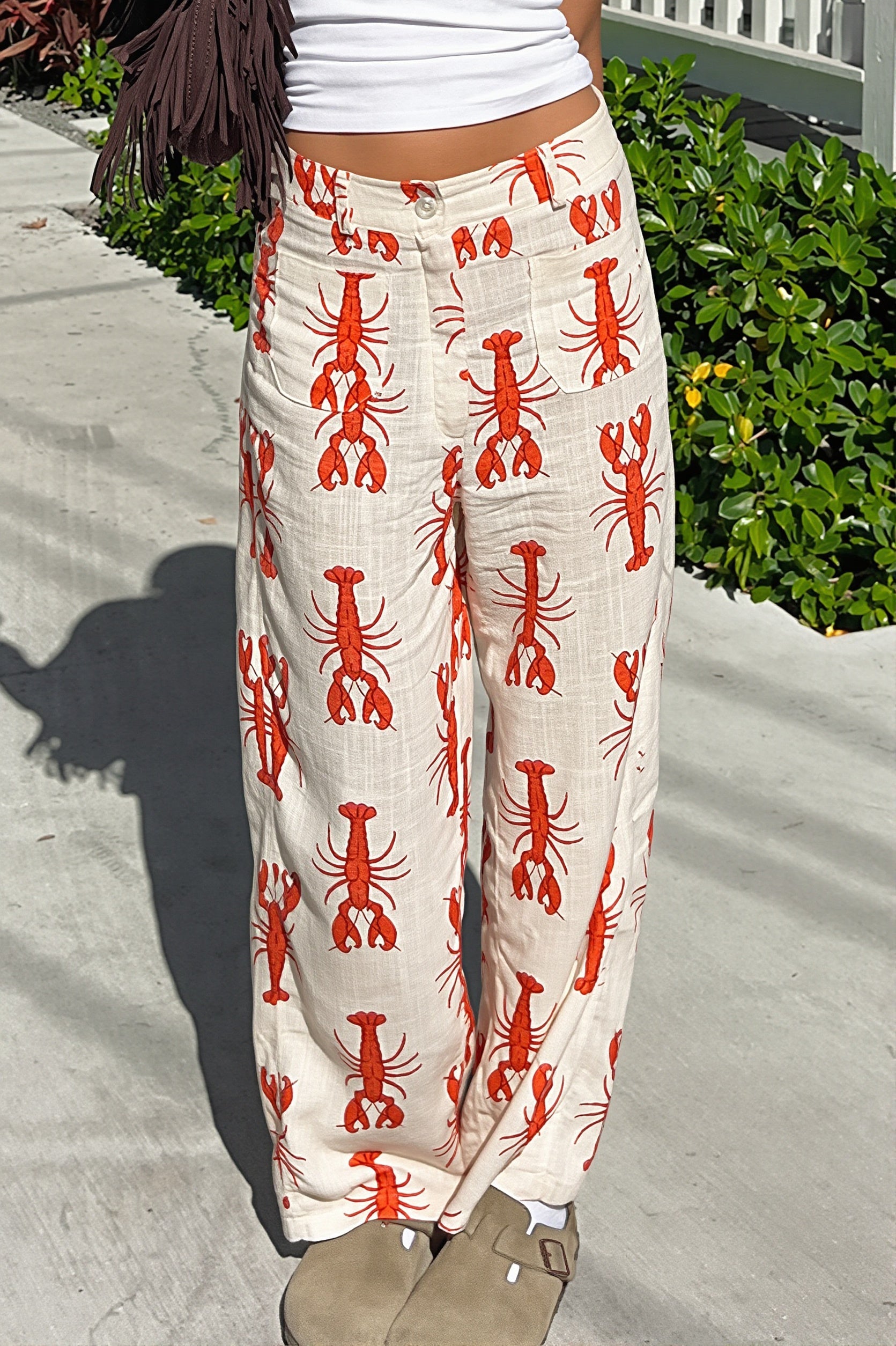 Damen Straight-Leg-Hose mit Hummerprint und hoher Taille, Rückansicht