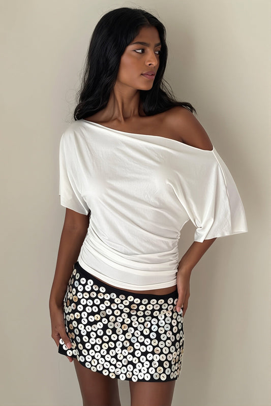 Damen T-Shirt mit Carmenausschnitt und Raffung in figurbetonter Slim-Fit-Passform
