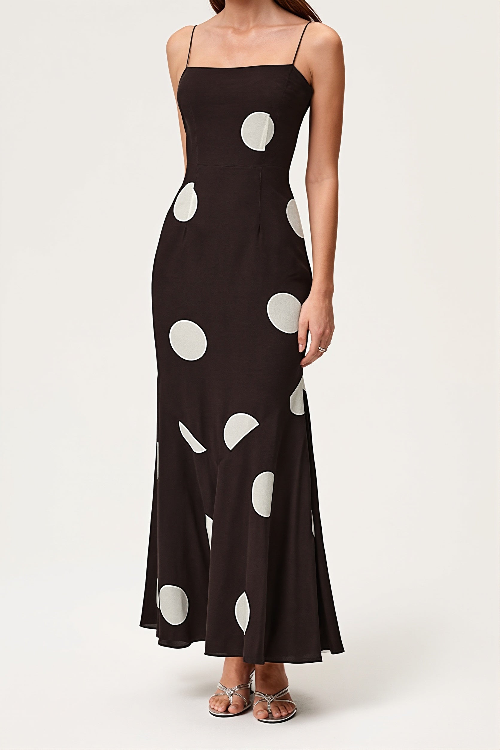 Ärmelloses Maxikleid für Damen mit Polka-Dot-Muster in Vorderansicht