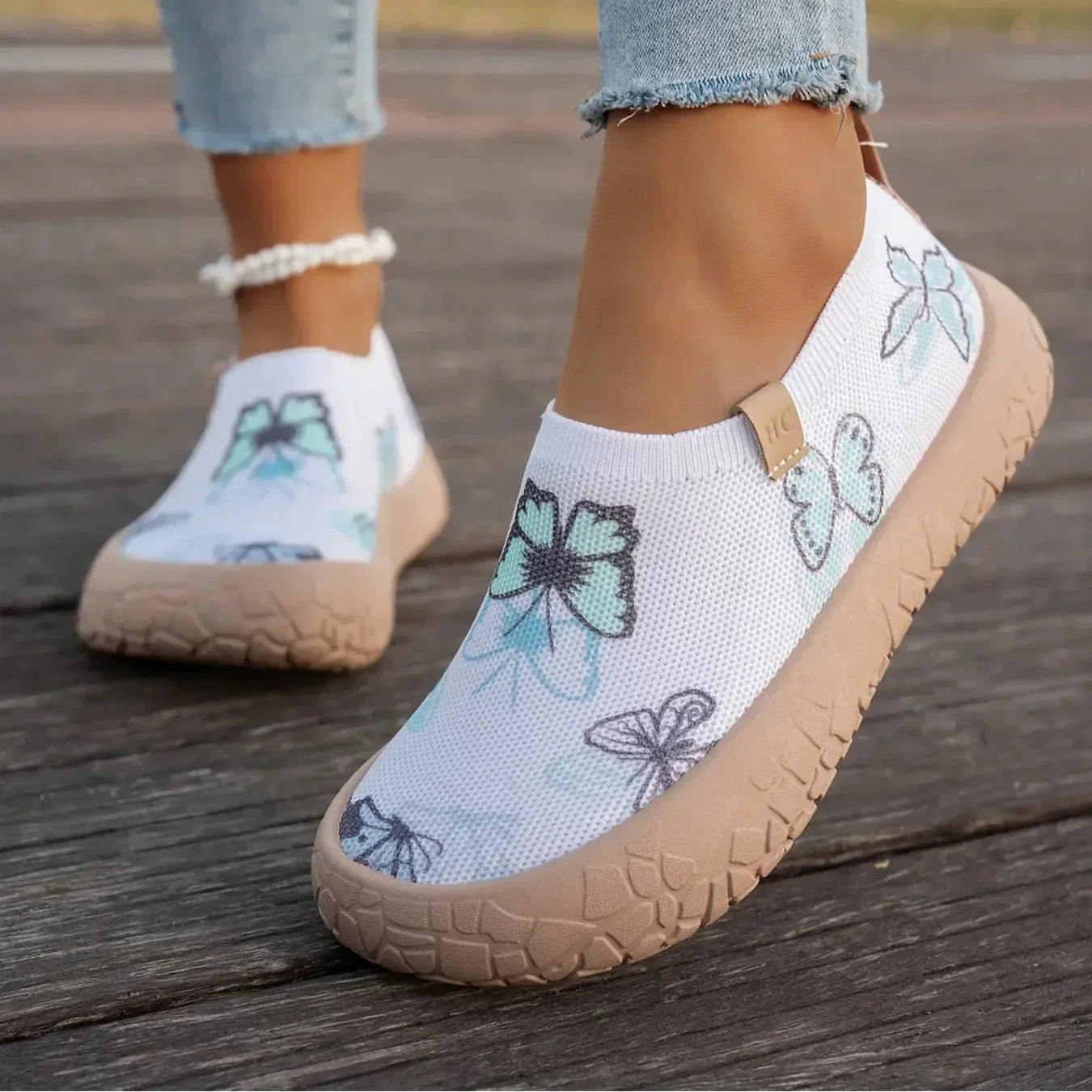 Damen Slip-On Sneaker von oben mit bequemer Passform